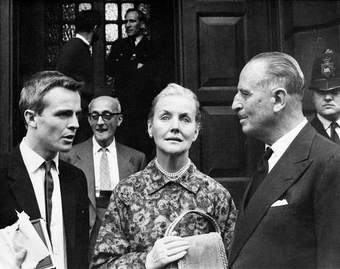 Sir Oswald Mosley mit Ehefrau Diana (geb. Mitford) und Sohn Mark