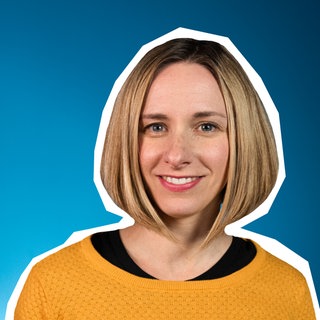 Presenterin der Folge zur Quadratwurzel im kolleg24 Mathematik