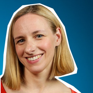 Presenterin der Folge zu speziellen quadratischen Gleichungen im kolleg24 Mathematik