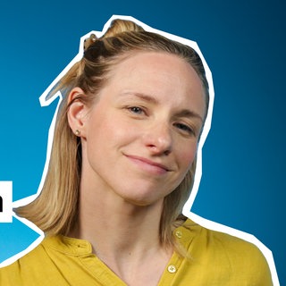 Presenterin der Folge zum Koordinatensystem im kolleg24 Mathematik