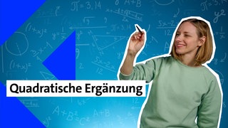 Presenterin der Folge zur quadratischen Ergänzung im kolleg24 Mathematik