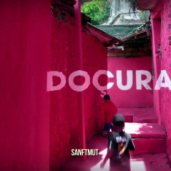 Enge Gasse der Favela haben