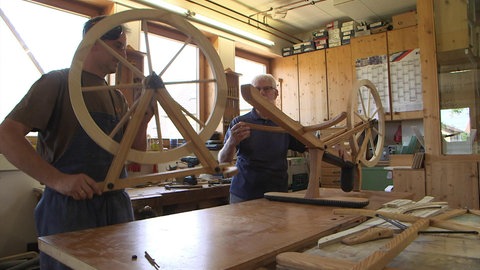 Nachbau einer Laufmaschine in einer Schreinerwerkstatt