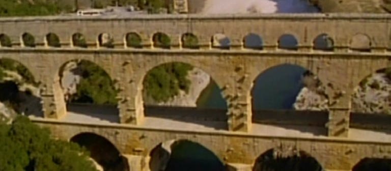 Ein römisches Äquadukt (Foto: SWR – Screenshot aus der Sendung)