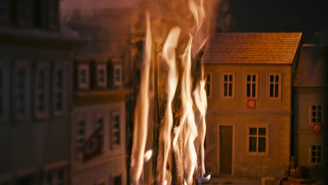 Modellwelt : Brand in der Stadt. (Foto: SWR, LOOKS Film und Toto Studio)