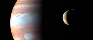 Jupiter und Vulkan, einer seiner Monde. Die meisten Planeten in unserem Sonnensystem haben mindestens einen Mond.