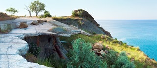Erdrutsche oder Bergstürze können gefährlich sein und viel Gestein, Geröll und Erde mit sich reißen.
