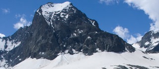 Massive Felsberge: Auch Gestein ist nicht für die Ewigkeit und kann sich verändern oder verschwinden.