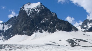 Massive Felsberge: Auch Gestein ist nicht für die Ewigkeit und kann sich verändern oder verschwinden.