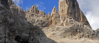 Gebirge wie die Alpen oder der Gran Canyon bestehen aus Sedimentgestein: Wie ist es entstanden? Auswas besteht das Gestein?