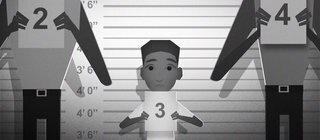 Tyrek vor Größentabelle bei der Polizei.