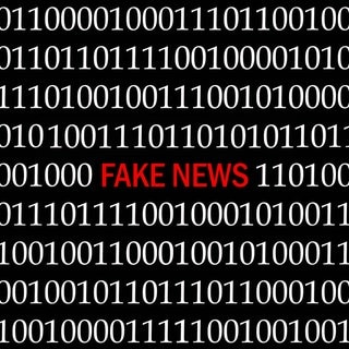 Binäre Zahlen und Schriftzug Fake News