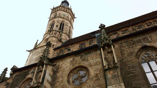 Blick auf die Amanduskirche in Bad Urach. (Foto: SWR)