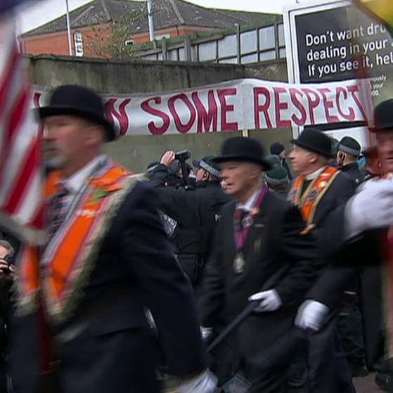 Protestantischer Marsch (Foto: SWR - Screenshot aus der Sendung)