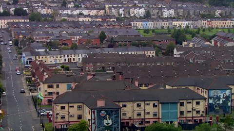 Luftaufnahme einer Wohnsiedlung. (Foto: SWR - Screenshot aus der Sendung)