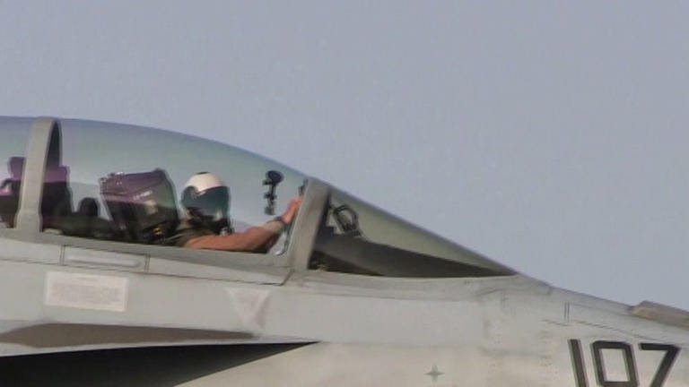 Bild von einem Kampfflugzeug (Foto: SWR – Screenshot aus der Sendung)