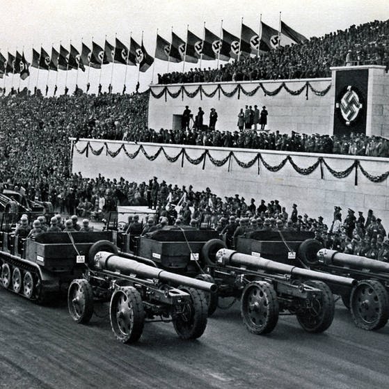 Parade der Wehrmacht (Foto: imago, sepp spiegl)