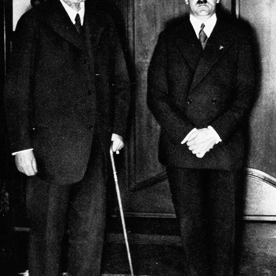 Paul von Hindenburg (links) und Adolf Hitler (rechts) (Foto: Imago, ZUMA/Keystone)