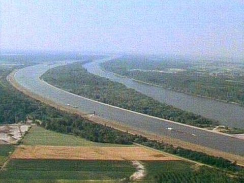 Der Rhein (Foto: SWR - Screenshot aus der Sendung)