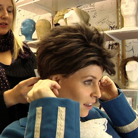 Maskenbildnerin und Schauspielerin (Foto: SWR - Screenshot aus der Sendung)