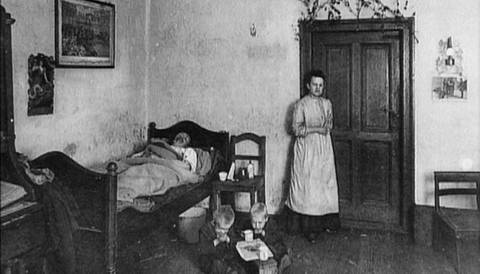 Arbeiterfamilie um 1900 (Foto: SWR)