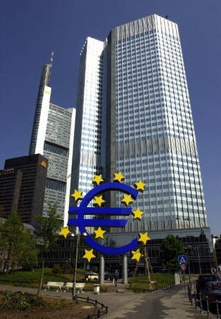 Die Europäische Zentralbank in Frankfurt (Foto: picture-alliance/ Sven Simon)