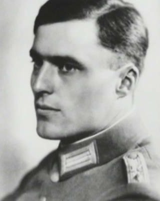 Portrait Claus Schenk Graf von Stauffenberg in Uniform (Foto: GDW)
