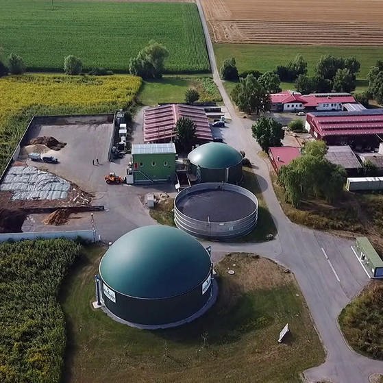Biogasanlage von oben. (Foto: SWR – Screenshot aus der Sendung)
