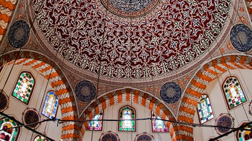 Deckengewölbe einer Moschee (Foto: colourbox)