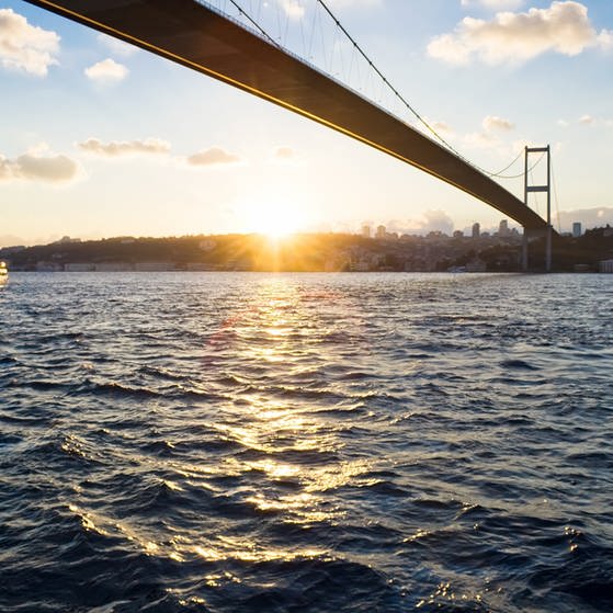 Brücke über den Bosporus (Foto: colourbox)
