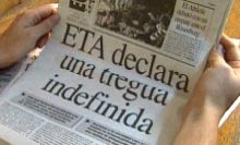 Titelblatt einer Tageszeitung mit einer Großen Überschrift über die ETA