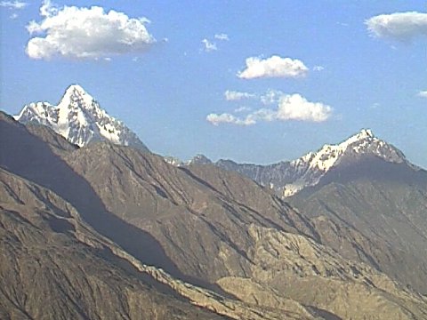 Hochgebirge [Klick auf das Bild, schließt das Fenster]