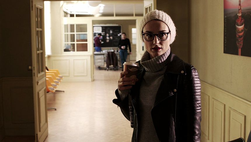 Mütze und dicker Rollenkragenpullover 