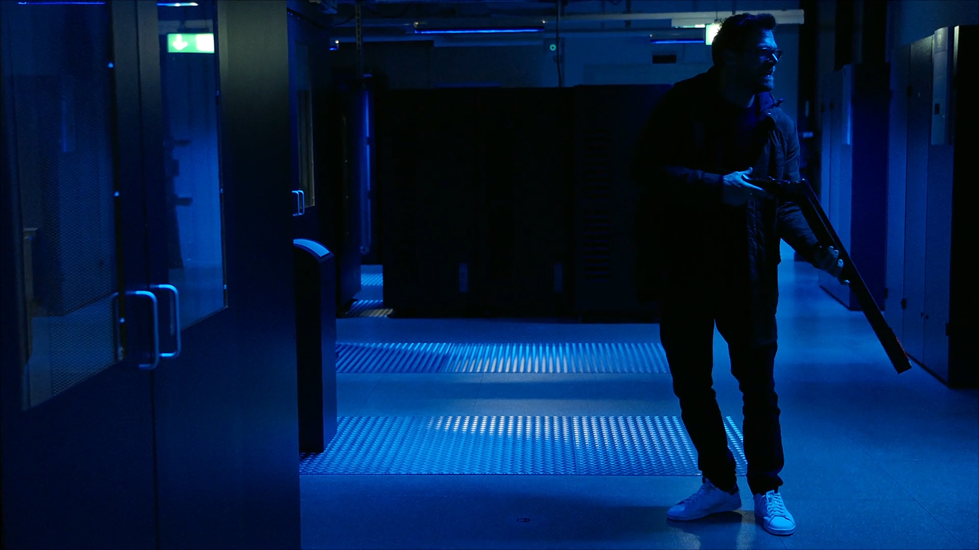 David Bogmann verschafft sich Zugang zum Serverraum 