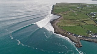 Irische Küstenlandschaft aus der Vogelperspektive
