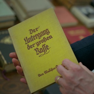 Screenshot aus dem Film "Die Bücher, die Hitler nicht verbrannte"