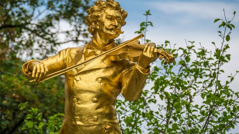 Denkmal von Johann Strauß (Sohn) im Stadtpark Wien.