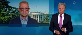 Tagesschau mit eingeblendetem Korrespondentenbild.