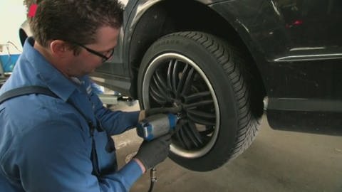 Von O bis O: Zeit für den Reifenwechsel (Foto: WDR)