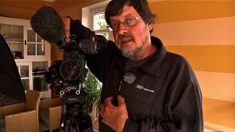Was macht ein Kameramann? · Frage trifft Antwort (Foto: SWR)