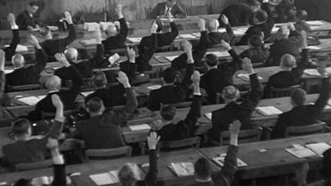 Abschaffung der Todesstrafe und Verabschiedung des Grundgesetzes im Mai 1949 (Foto: SWR)