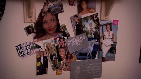 Treasure's room and her roommates (Foto: WDR)