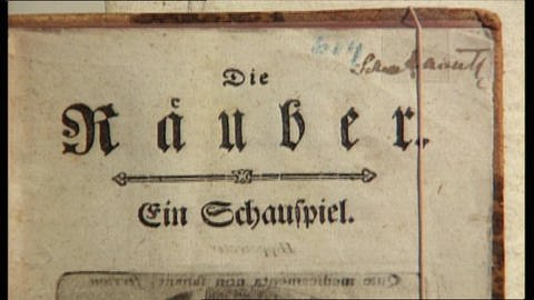 Ein vergilbtes Manuskript mit der Aufschrift "Die Räuber - Ein Schauspiel". (Foto: WDR)