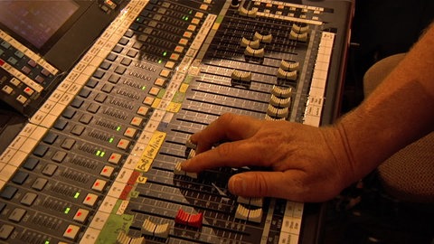 Was macht ein Tontechniker? · Frage trifft Antwort