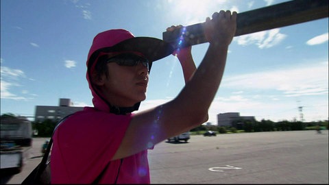 Kann ein Mann einen Laster anheben? · Frage trifft Antwort