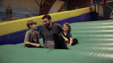 Das Glück und die Religionen · Was glaubt Deutschland?