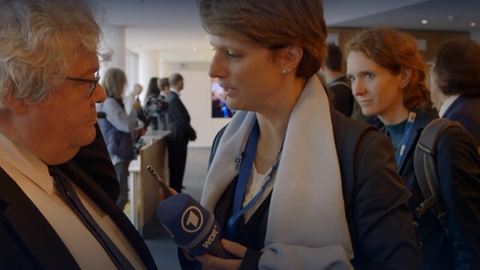 Wie arbeitet eine ARD Hörfunkkorrespondentin? · Frage trifft Antwort