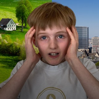Im Vordergrund ein Kind, dass sich an den Kopf fasst und sich nicht entscheiden kann. Im Hintergrund links eine ländliche Umgebeung und rechts eine städtische Umgebung.