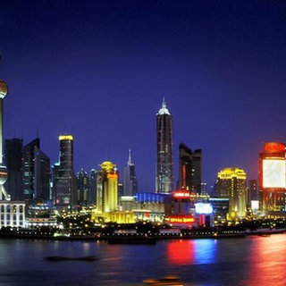 Stadtansicht von Shanghai bei Nacht