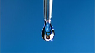 Der krönende Tropfen · Achtung! Experiment